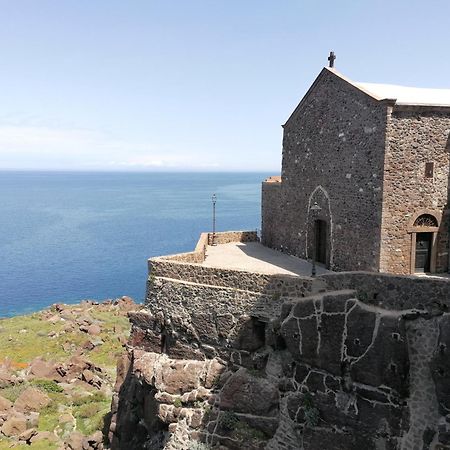“Cielo E Mare”, Casetta Nel Cuore Del Borgo Antico / “Sky & Sea”, Charming In The Heart Of Old Village Castelsardo Buitenkant foto
