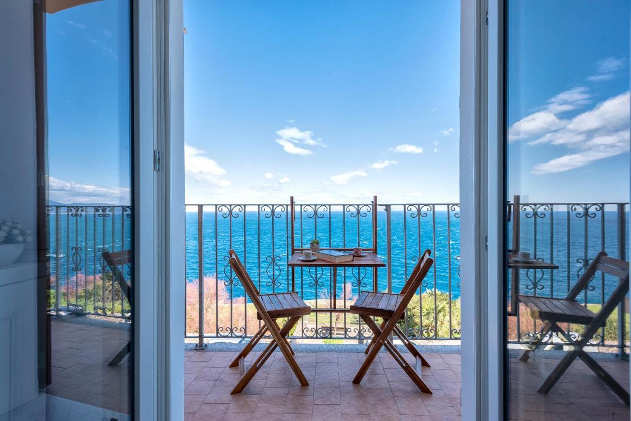 “Cielo E Mare”, Casetta Nel Cuore Del Borgo Antico / “Sky & Sea”, Charming In The Heart Of Old Village Castelsardo Buitenkant foto