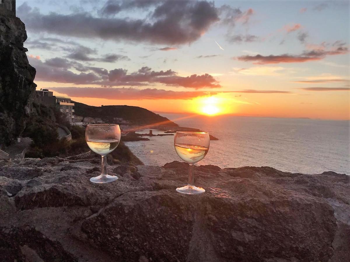 “Cielo E Mare”, Casetta Nel Cuore Del Borgo Antico / “Sky & Sea”, Charming In The Heart Of Old Village Castelsardo Buitenkant foto