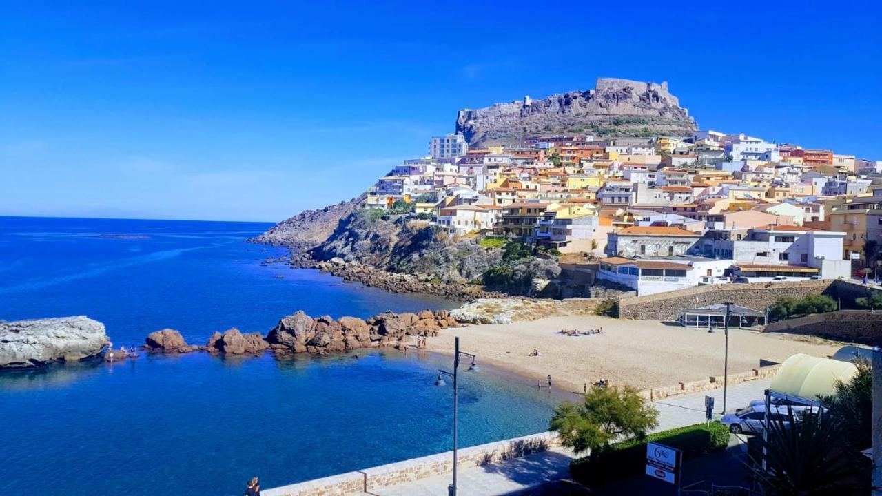 “Cielo E Mare”, Casetta Nel Cuore Del Borgo Antico / “Sky & Sea”, Charming In The Heart Of Old Village Castelsardo Buitenkant foto