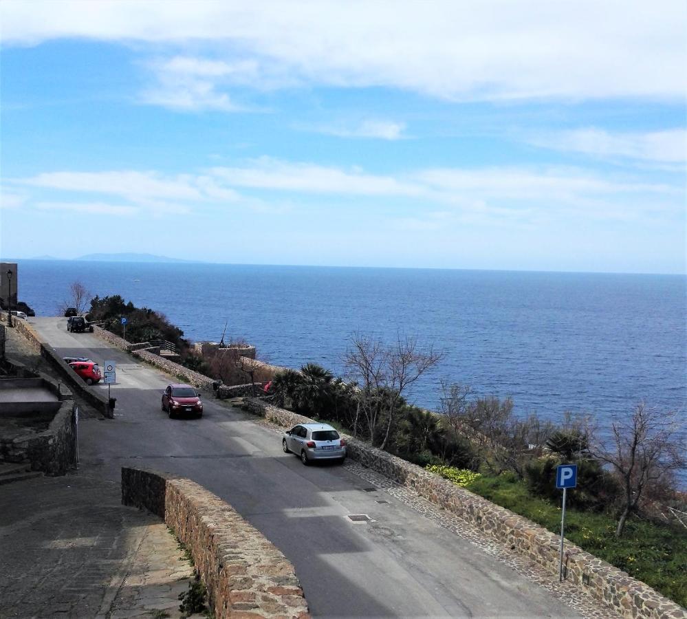 “Cielo E Mare”, Casetta Nel Cuore Del Borgo Antico / “Sky & Sea”, Charming In The Heart Of Old Village Castelsardo Buitenkant foto