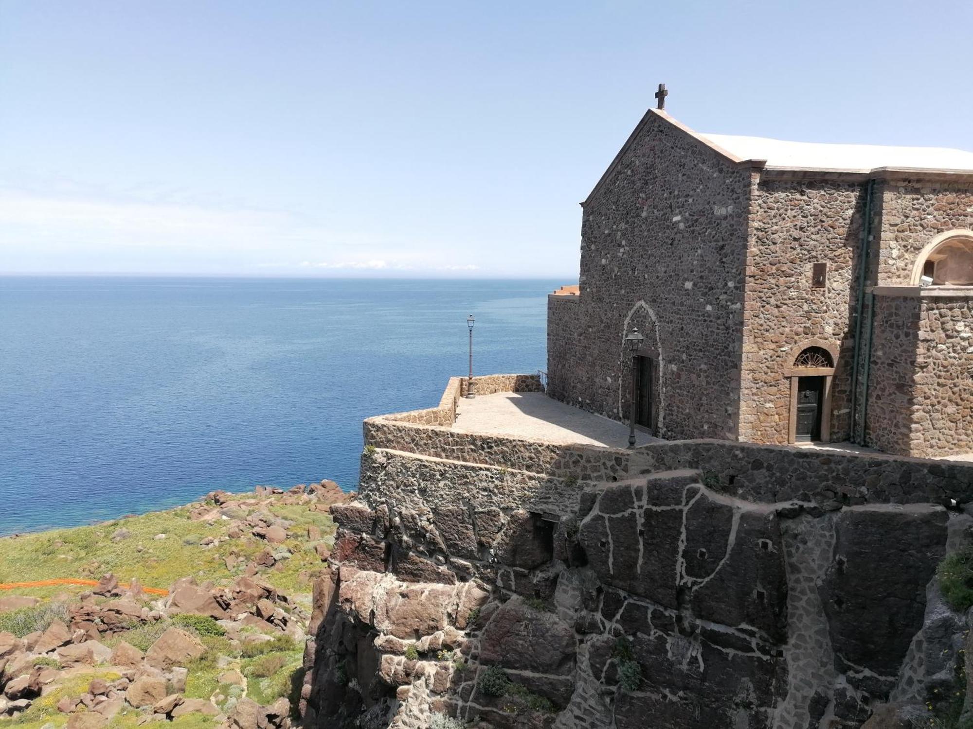 “Cielo E Mare”, Casetta Nel Cuore Del Borgo Antico / “Sky & Sea”, Charming In The Heart Of Old Village Castelsardo Buitenkant foto